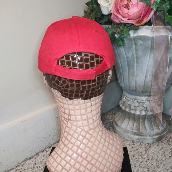 Canada Maple Leaf Red & White Embroidered Ball Cap - Picture 5 of 10